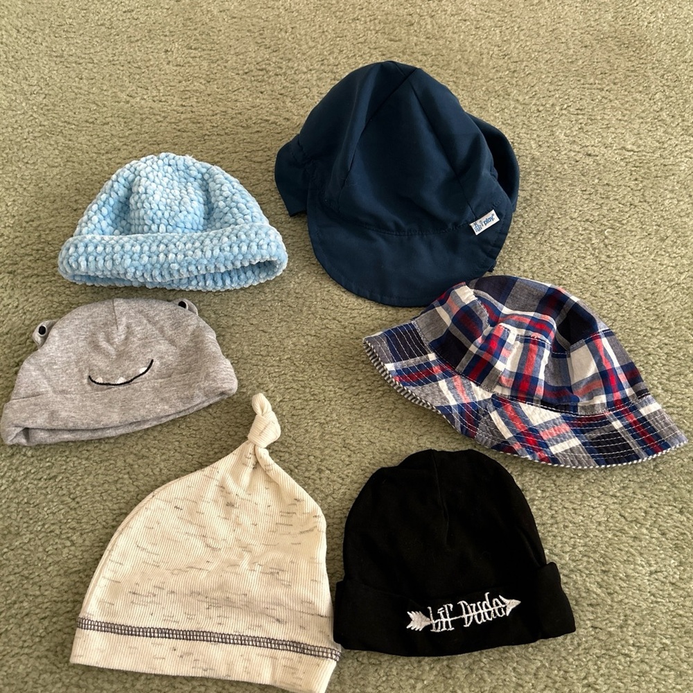 Baby boy hats lot of 6